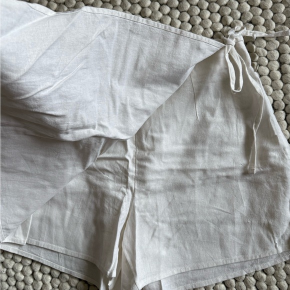 Linen skort - Picture 2 of 4